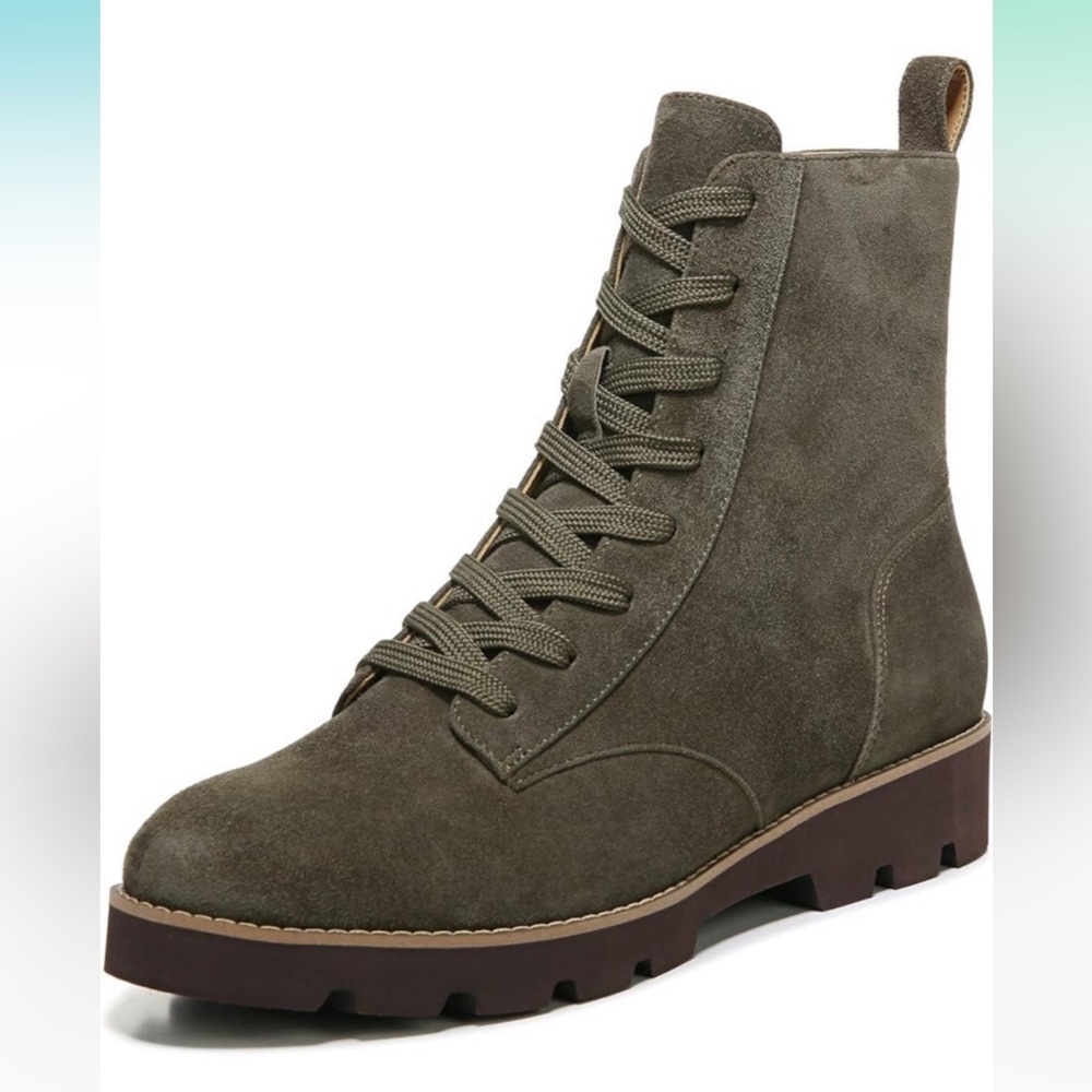 Vionic Lani Charm lace up olive green suede new in box boots 8m NIB